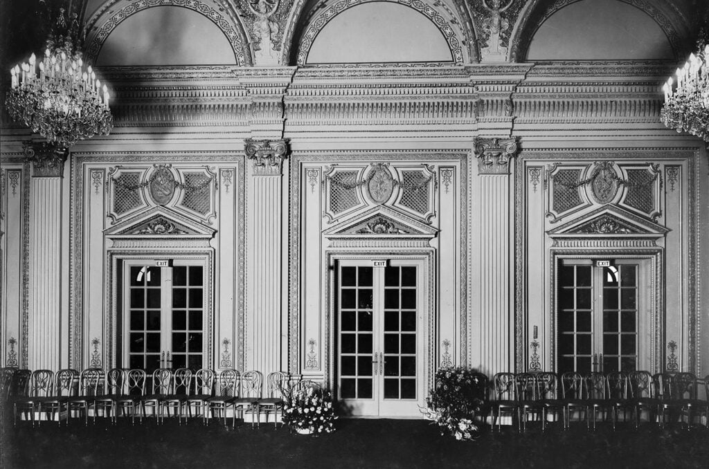 old image meeting room in copley laza