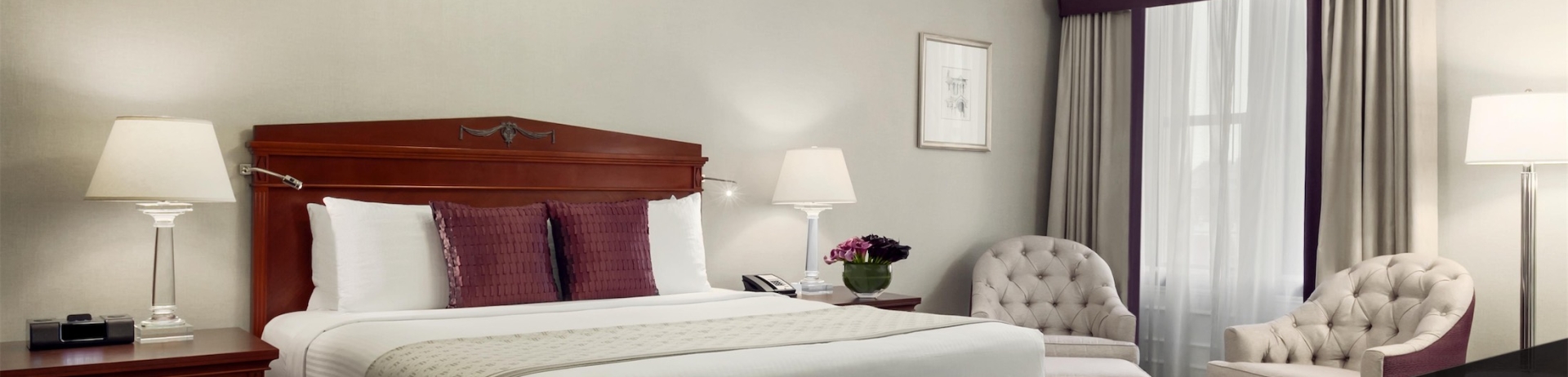 bedroom with sitting area